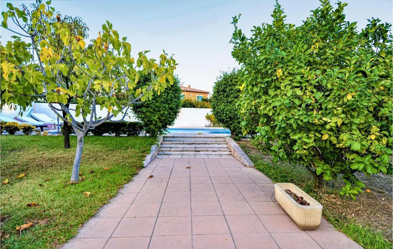 Beautiful Apartment In Sainte-Maxime With Wifi